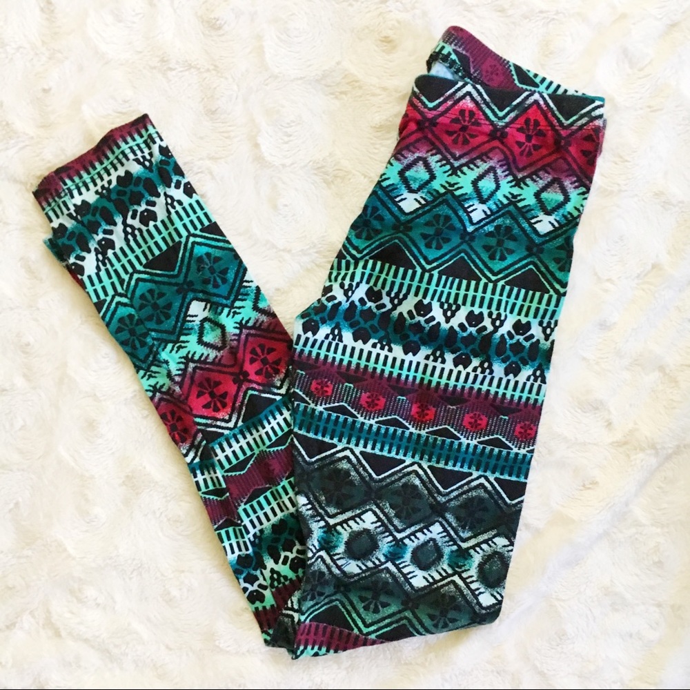 Charlotte Russe patterned leggings